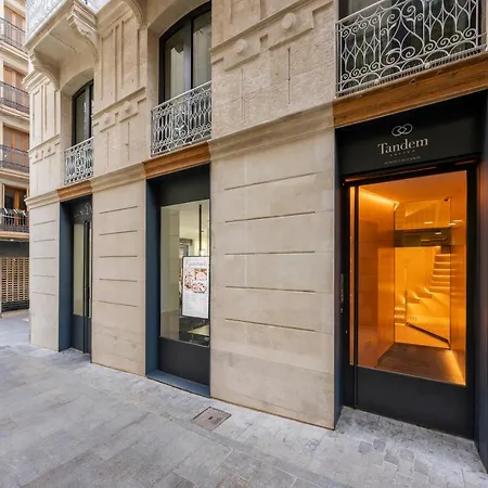 Apartment Tandem Portico *