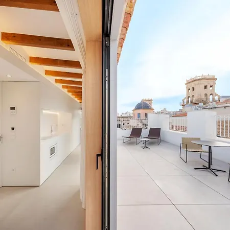 Tandem Portico Apartment