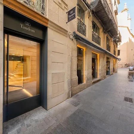 Tandem Portico Apartment